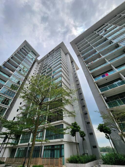 2-4 Pax Spacious Living @ Mount Austin, Jb #02 Johor Bahru Luaran gambar